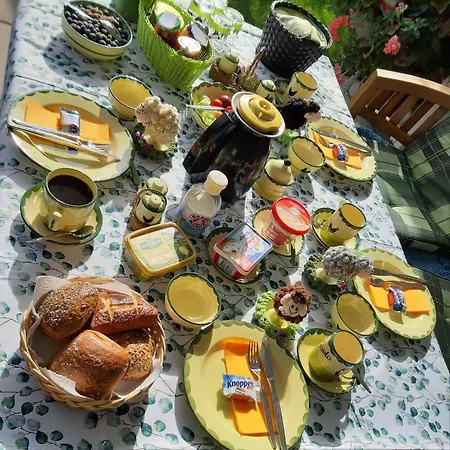 Althaus * Άινμπεκ